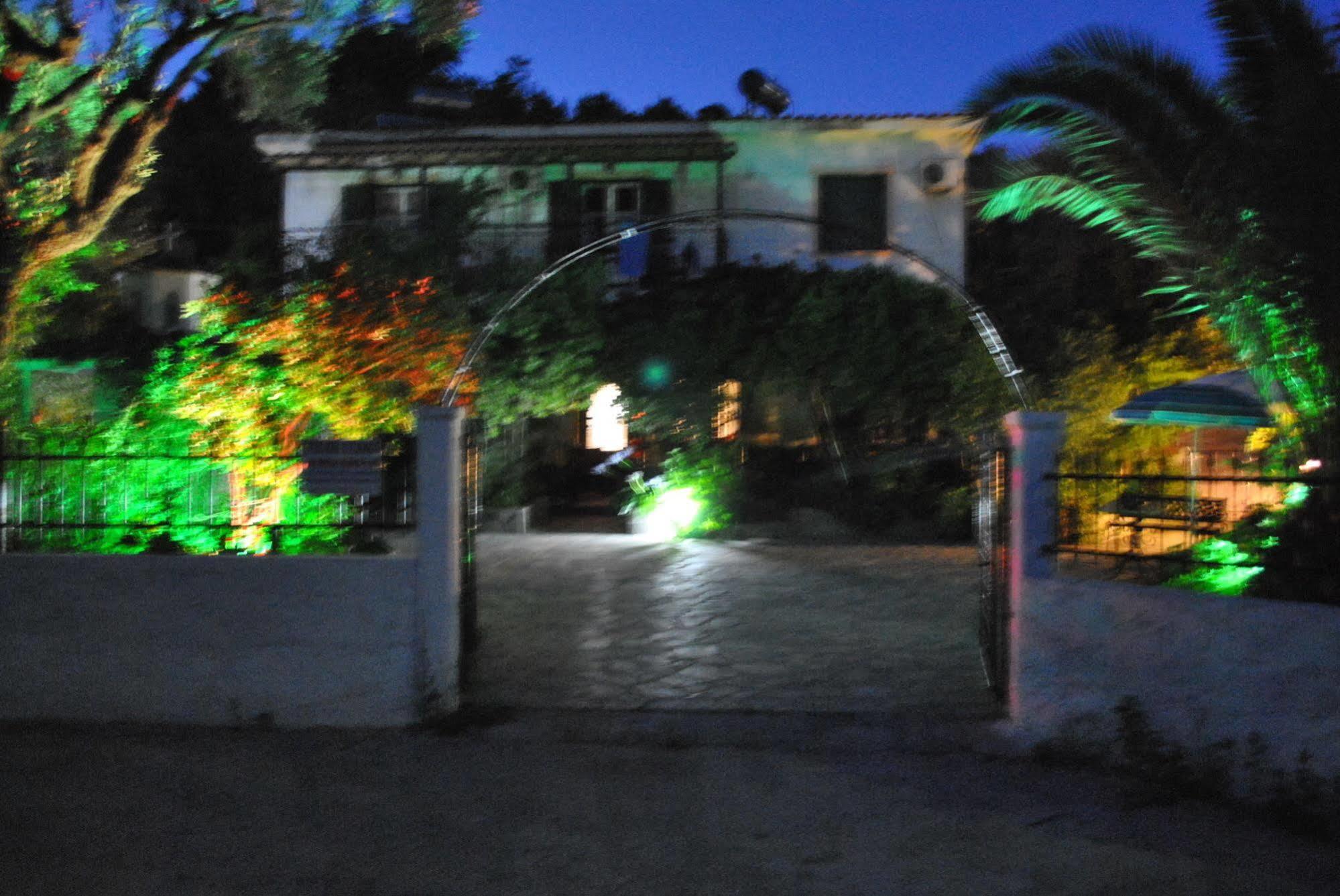 Stelios Studios Megali Ammos  Exterior photo