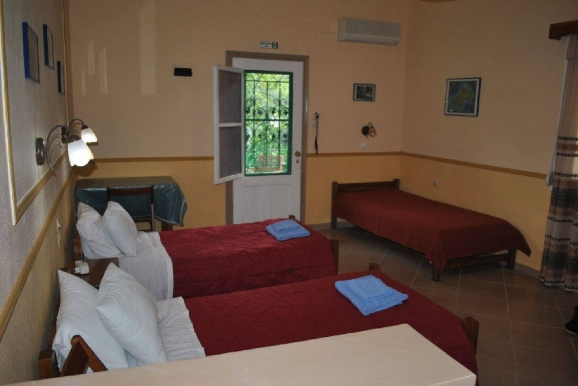 Stelios Studios Megali Ammos  Exterior photo